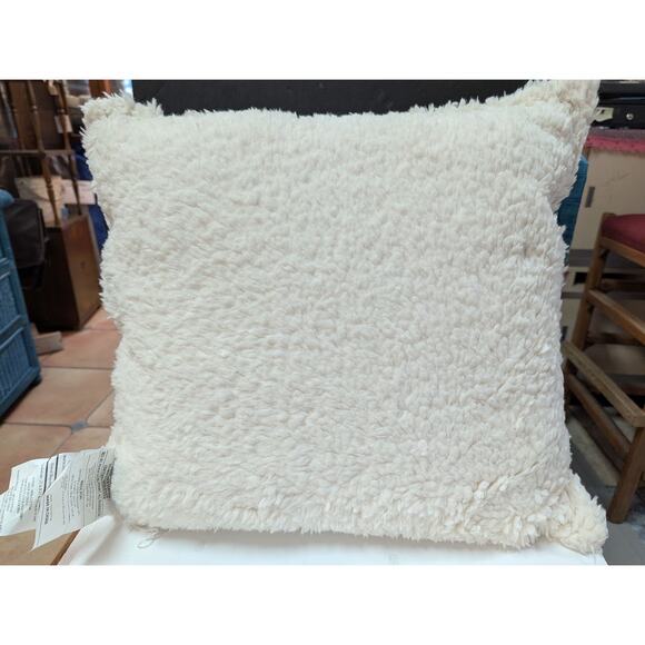 UGG Bliss Sherpa 21" x 21"  New White Duck Feather Blue white Pillow w/ Insert - Picture 2 of 6